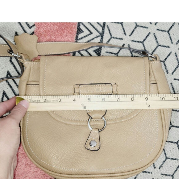 MATTIES LIGHT TAN SHOULDER BAG - Picture 15 of 16